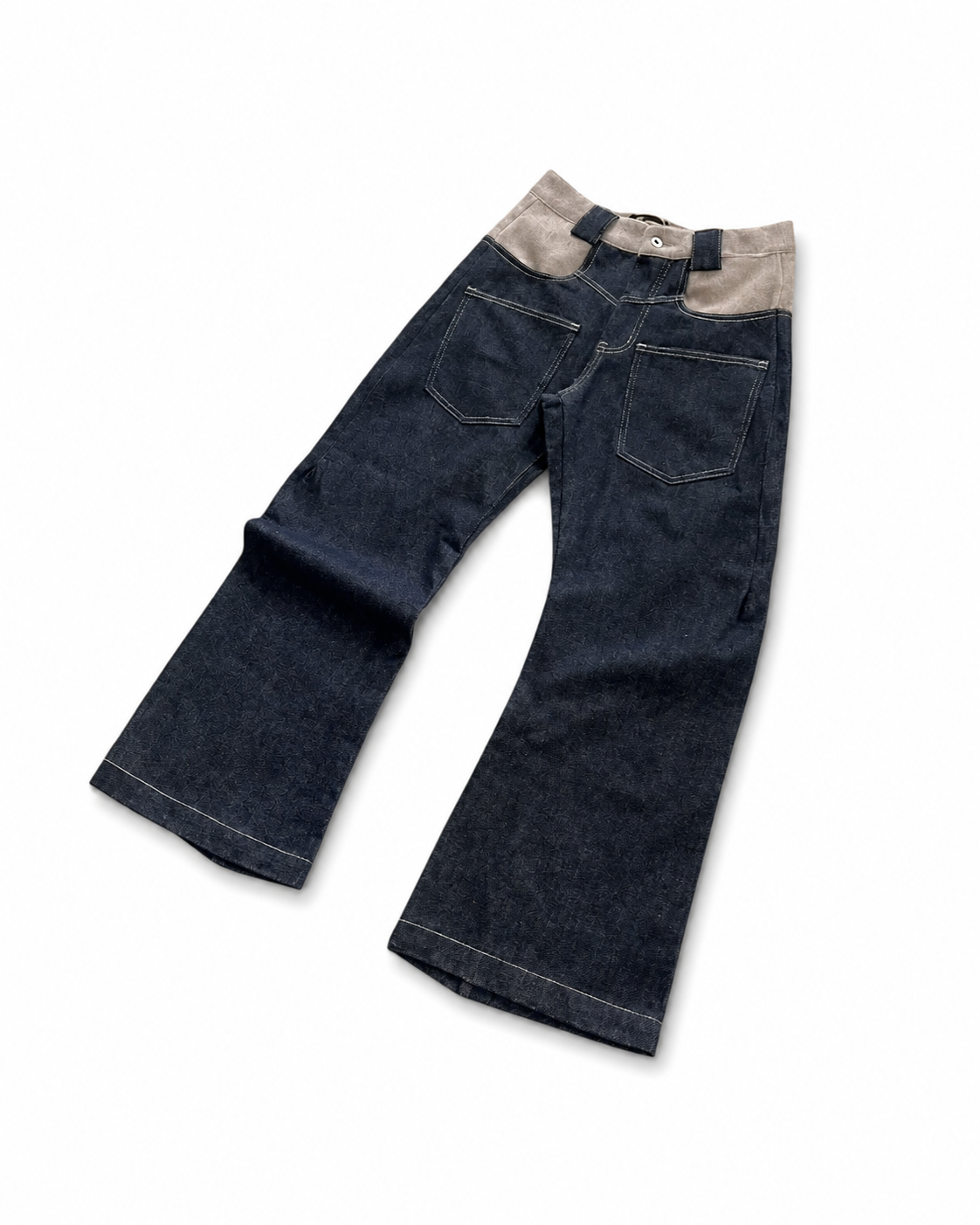 Felix Regem curved silhouette denim jeans fit reference
